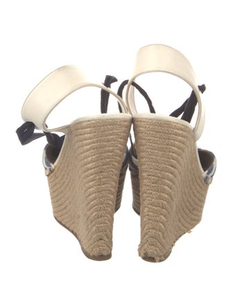 Gucci Canvas Striped Slingback Pumps