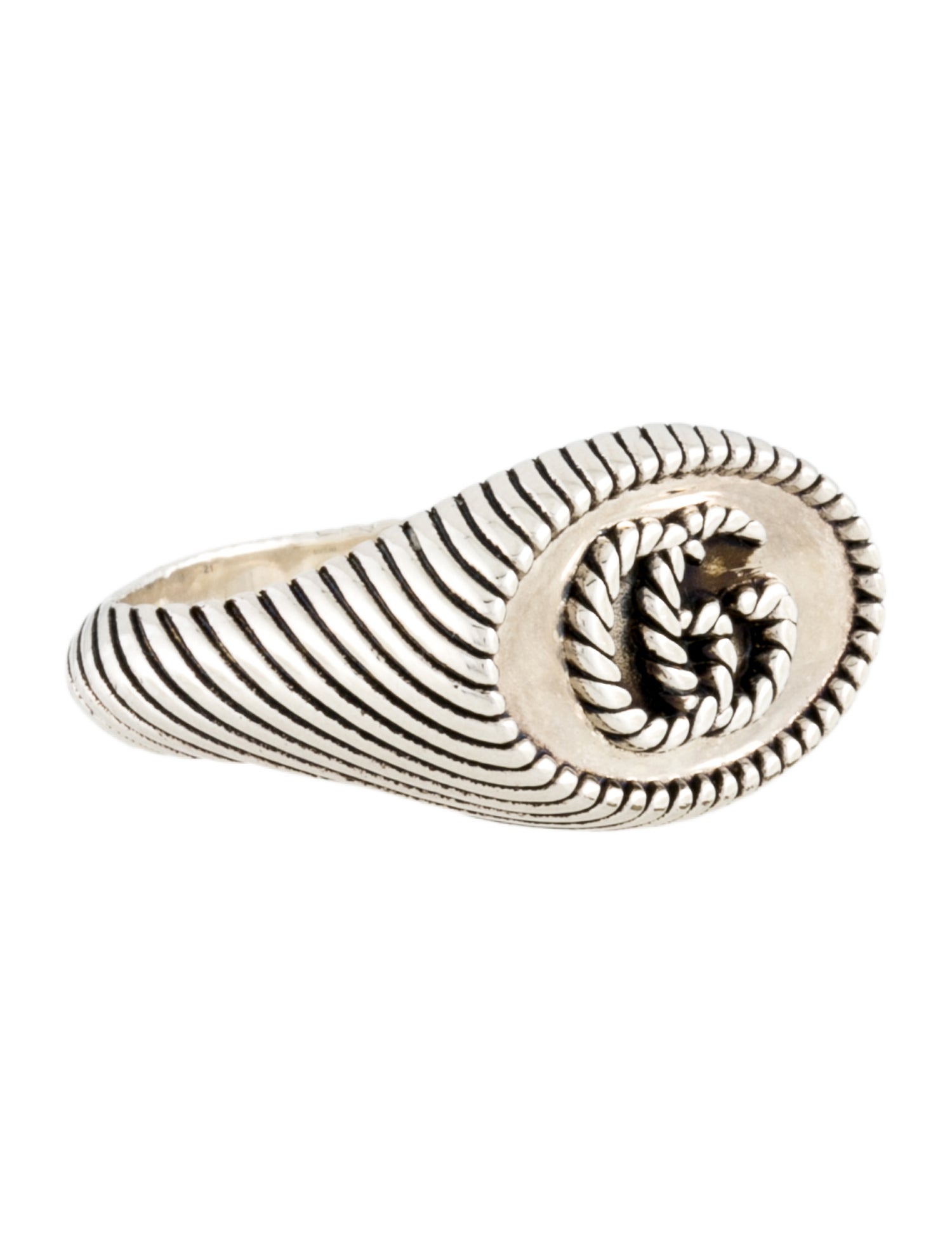 Gucci Marmont GG Oval Signet Ring