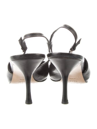 Gucci Chain-Link Accent Leather Slingback Pumps