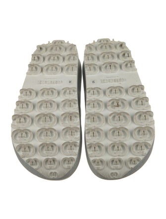 Gucci Interlocking G Logo Rubber Slides