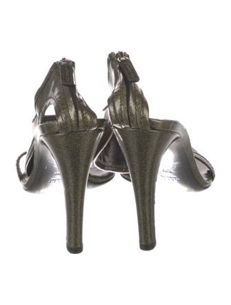 Gucci Interlocking G Logo Patent Leather Sandals