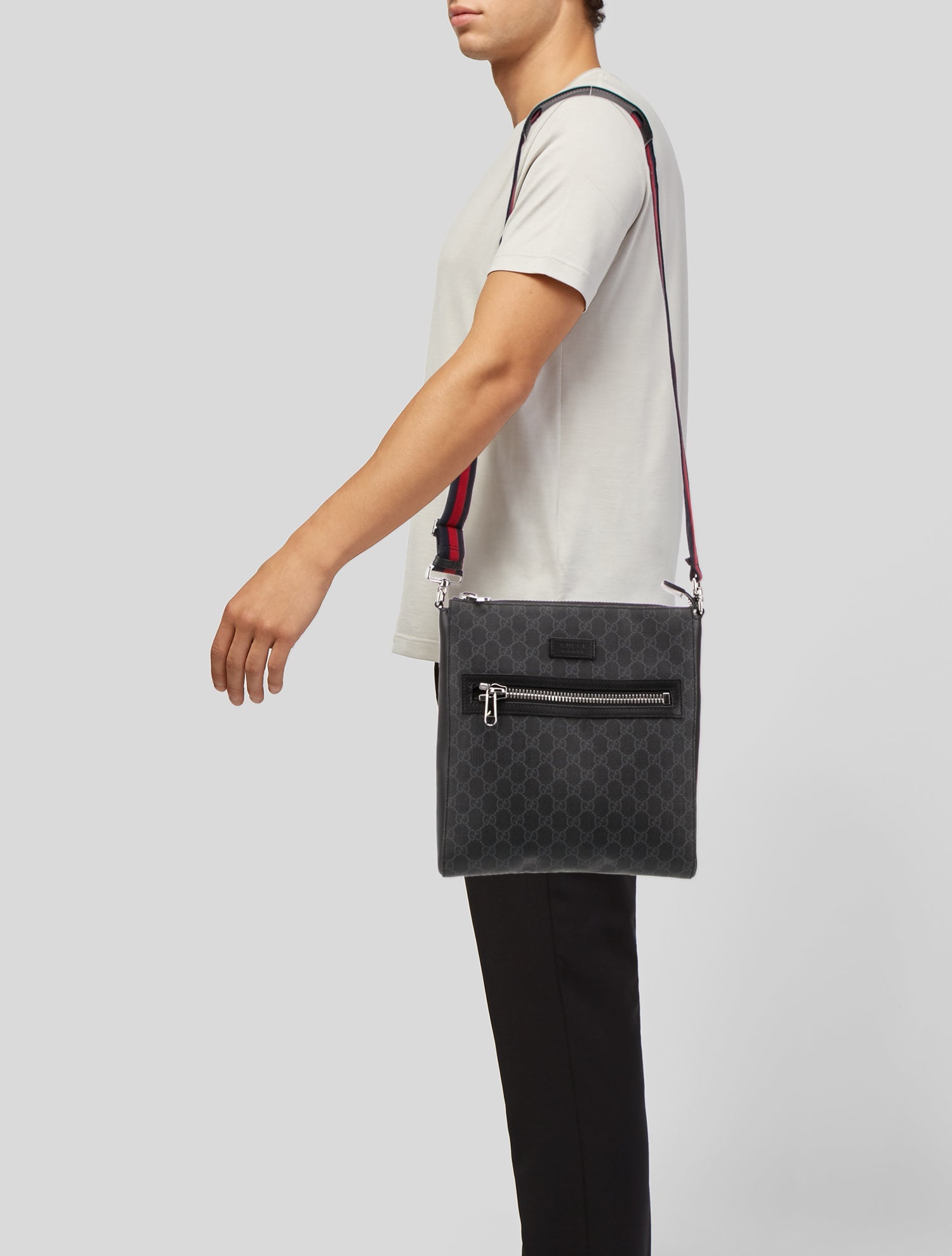 Gucci GG Supreme Courrier