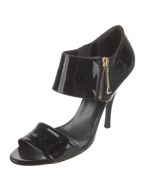 Gucci Patent Leather Pumps
