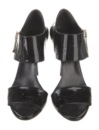 Gucci Patent Leather Pumps