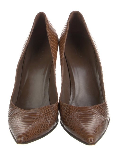 Gucci Bamboo Accent Embossed Leather Pumps