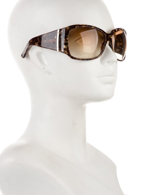 Gucci Oversize Gradient Sunglasses