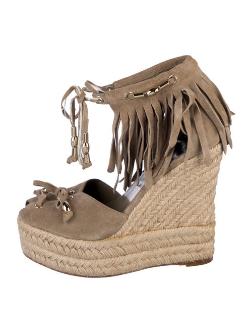 Gucci Suede Fringe Trim Accent Pumps