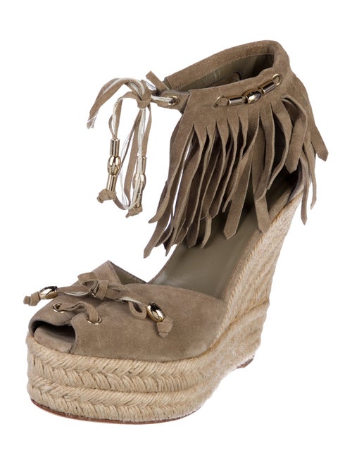Gucci Suede Fringe Trim Accent Pumps