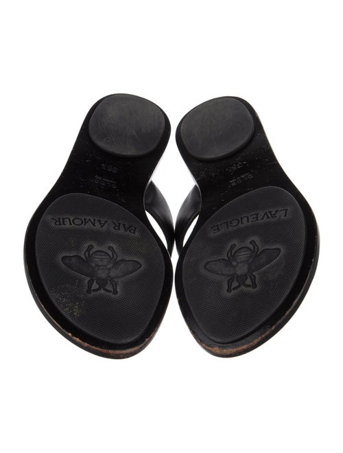 Gucci Double G Logo Leather Flip Flops