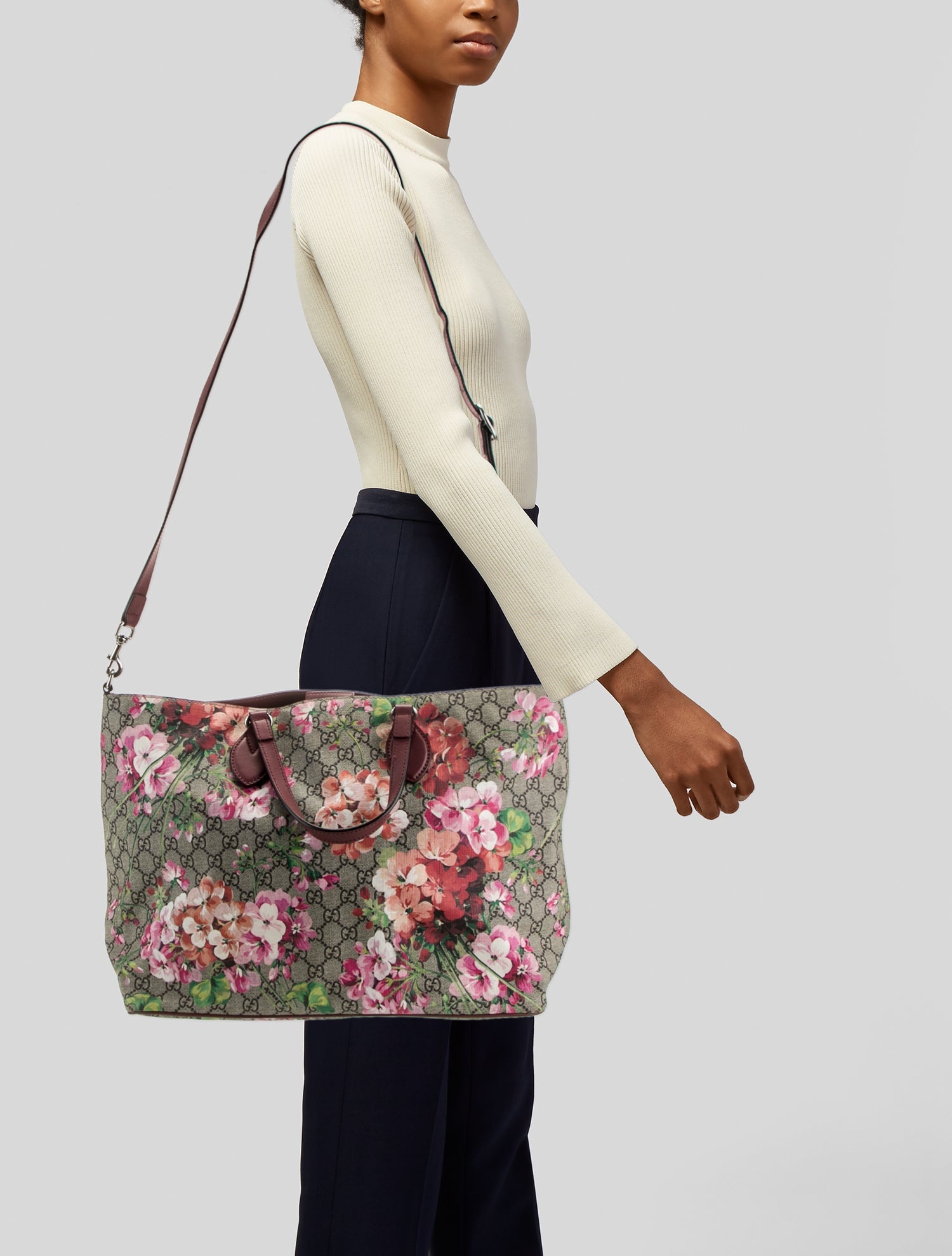 Gucci GG Supreme Soft Medium