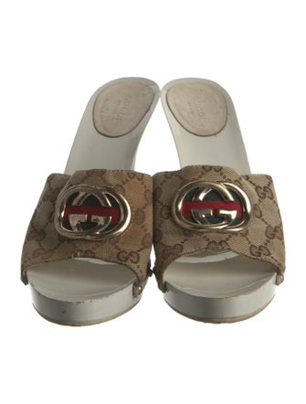 Gucci Interlocking CC Logo Canvas Slides