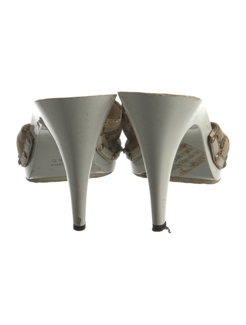 Gucci Interlocking CC Logo Canvas Slides