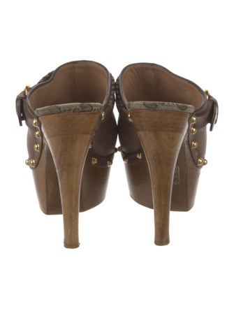 Gucci GG Signature Leather Mules