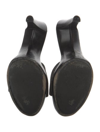 Gucci GG Canvas Slides