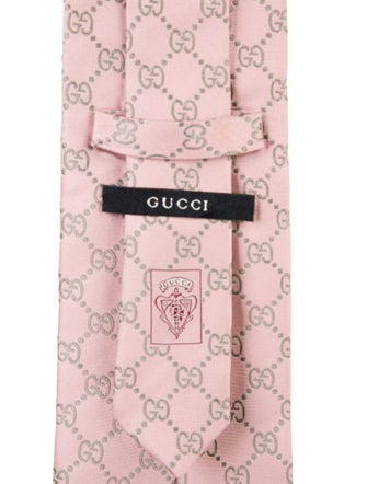 Gucci Pink Pattern Silk Tie