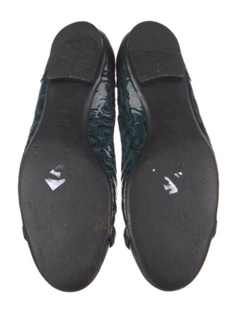 Gucci Horsebit Accent Patent Leather Flats