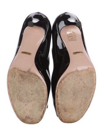 Gucci Horsebit Accent Patent Leather Slingback Sandals