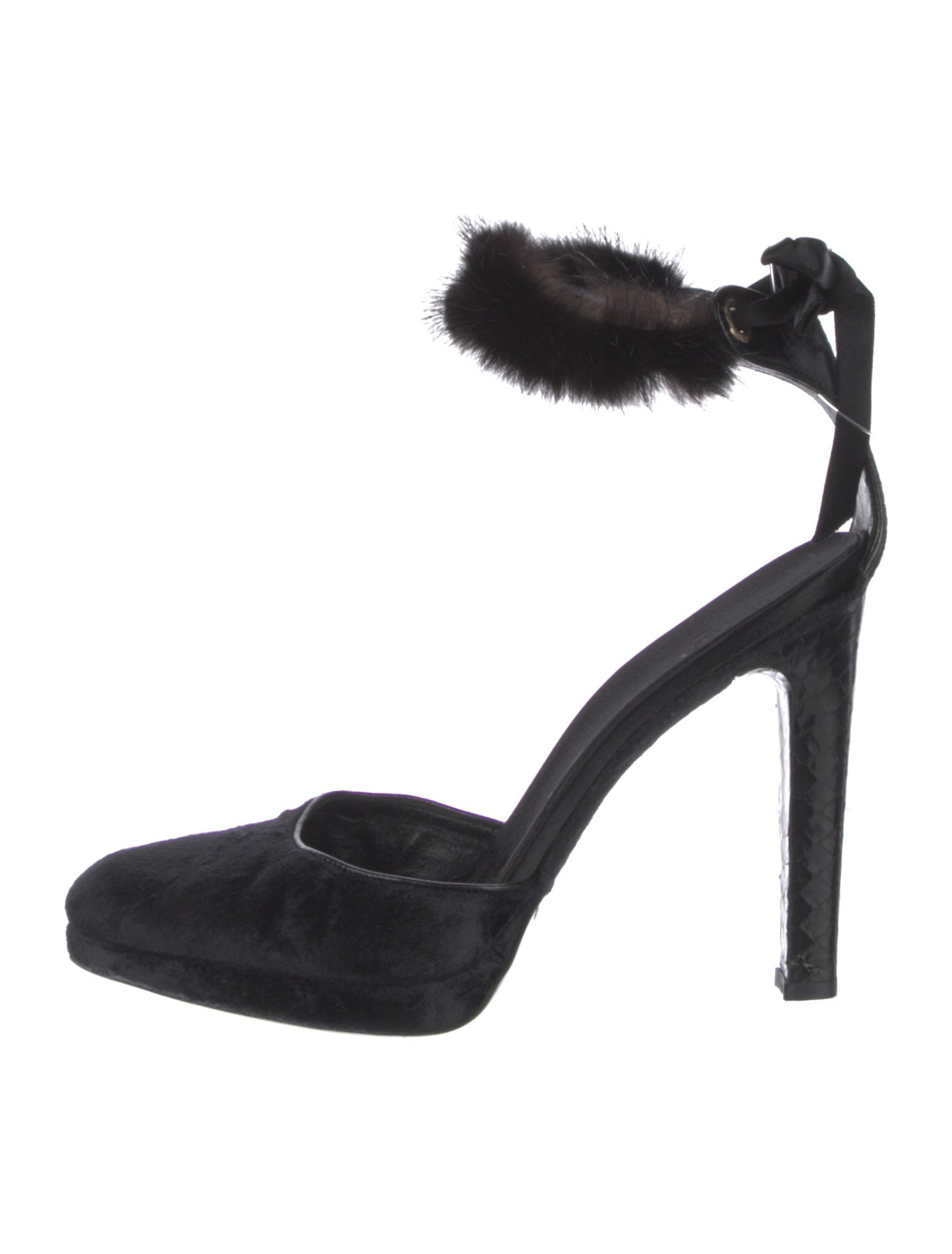 Gucci Velvet Fur Trim D'Orsay Pumps