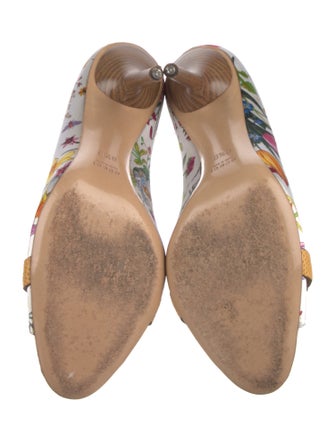 Gucci Flora Print Satin Pumps