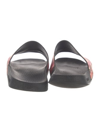 Gucci GG Canvas Canvas Slides