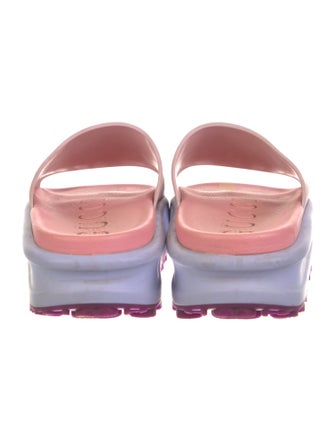 Gucci Interlocking G Logo Rubber Slides