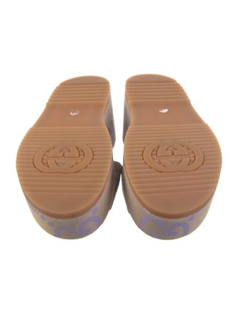 Gucci GG Canvas Canvas Slides