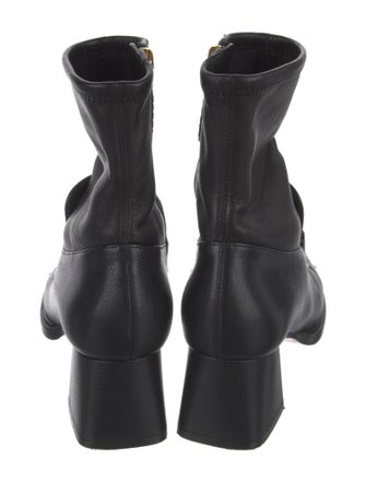 Gucci Horsebit Accent Leather Boots