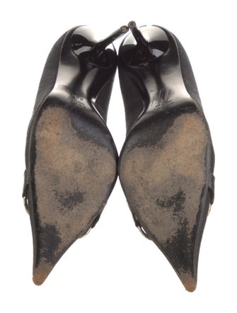 Gucci GG Canvas Canvas Pumps