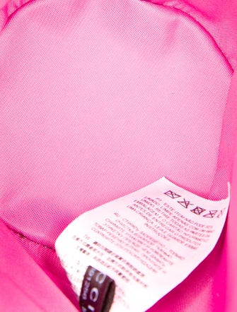 Gucci GG Supreme Monogram 3-D Strawberry Bucket Bag