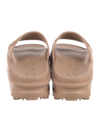 Gucci Interlocking G Logo Rubber Slides