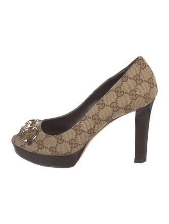 Gucci GG Canvas Canvas Pumps