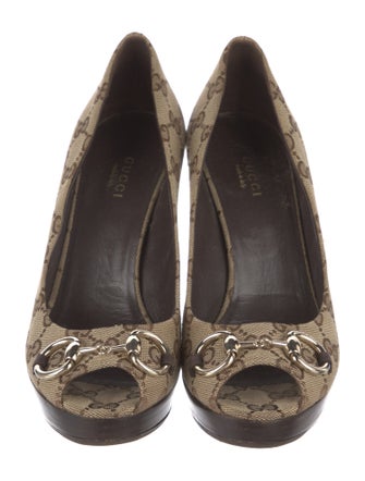 Gucci GG Canvas Canvas Pumps