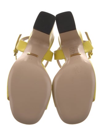 Gucci Horsebit Accent Leather Sandals