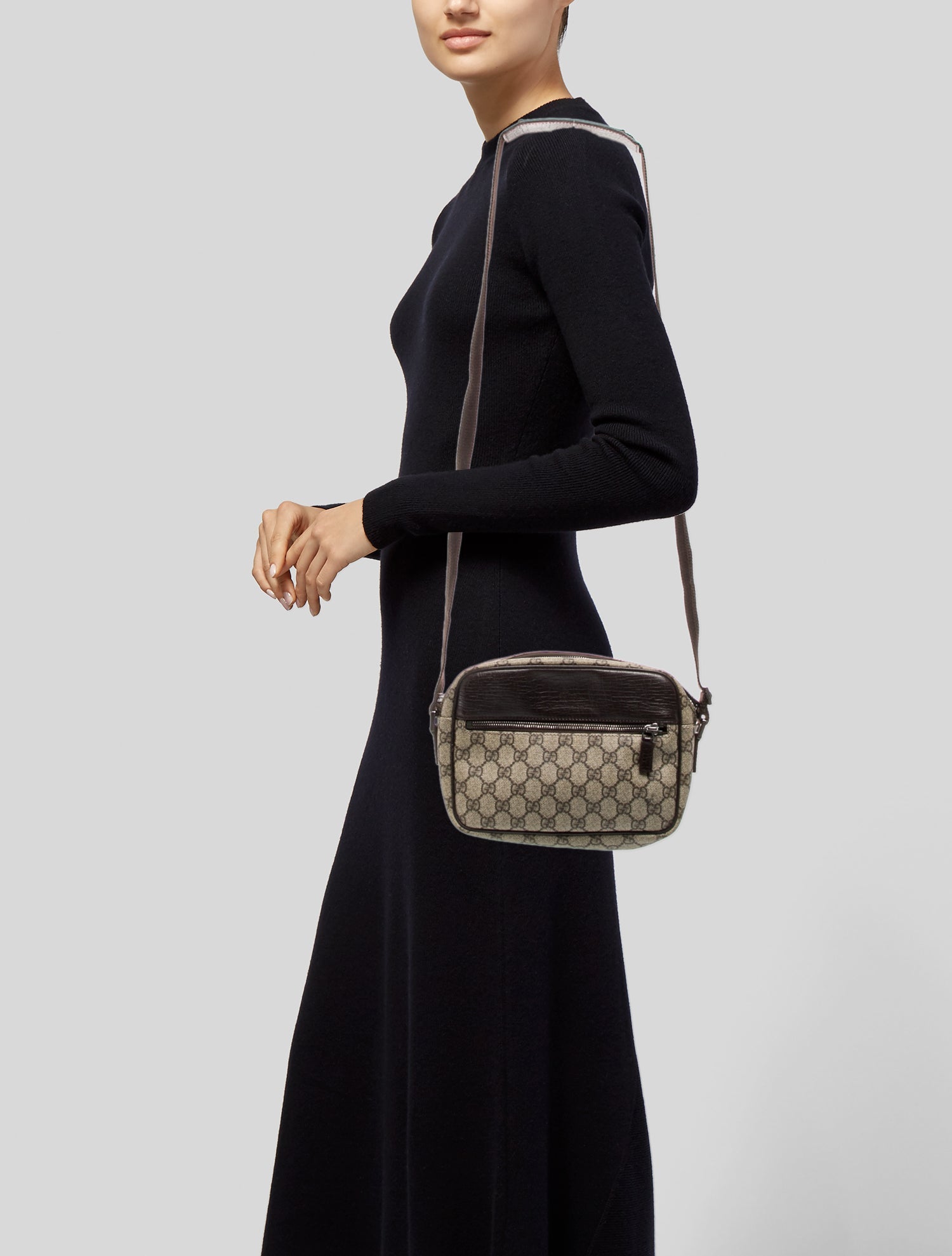 Gucci GG Supreme Crossbody Bag