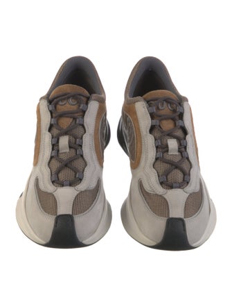 Gucci Interlocking G Logo Suede Sneakers