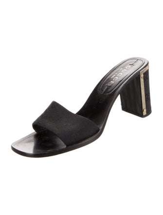 Gucci GG Canvas Canvas Slides