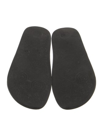 Gucci Interlocking G Logo Rubber Slides