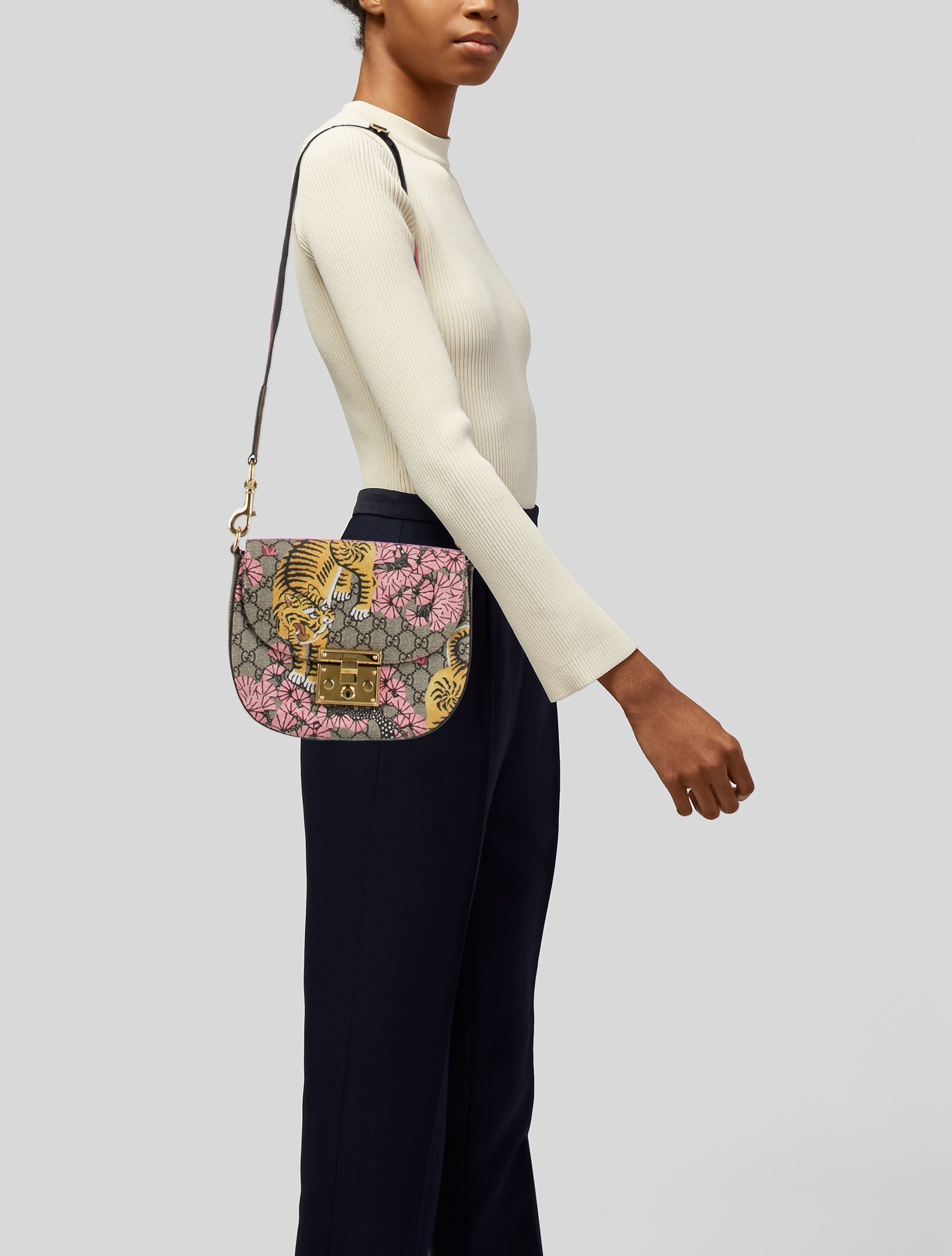 Gucci GG Supreme Padlock Medium