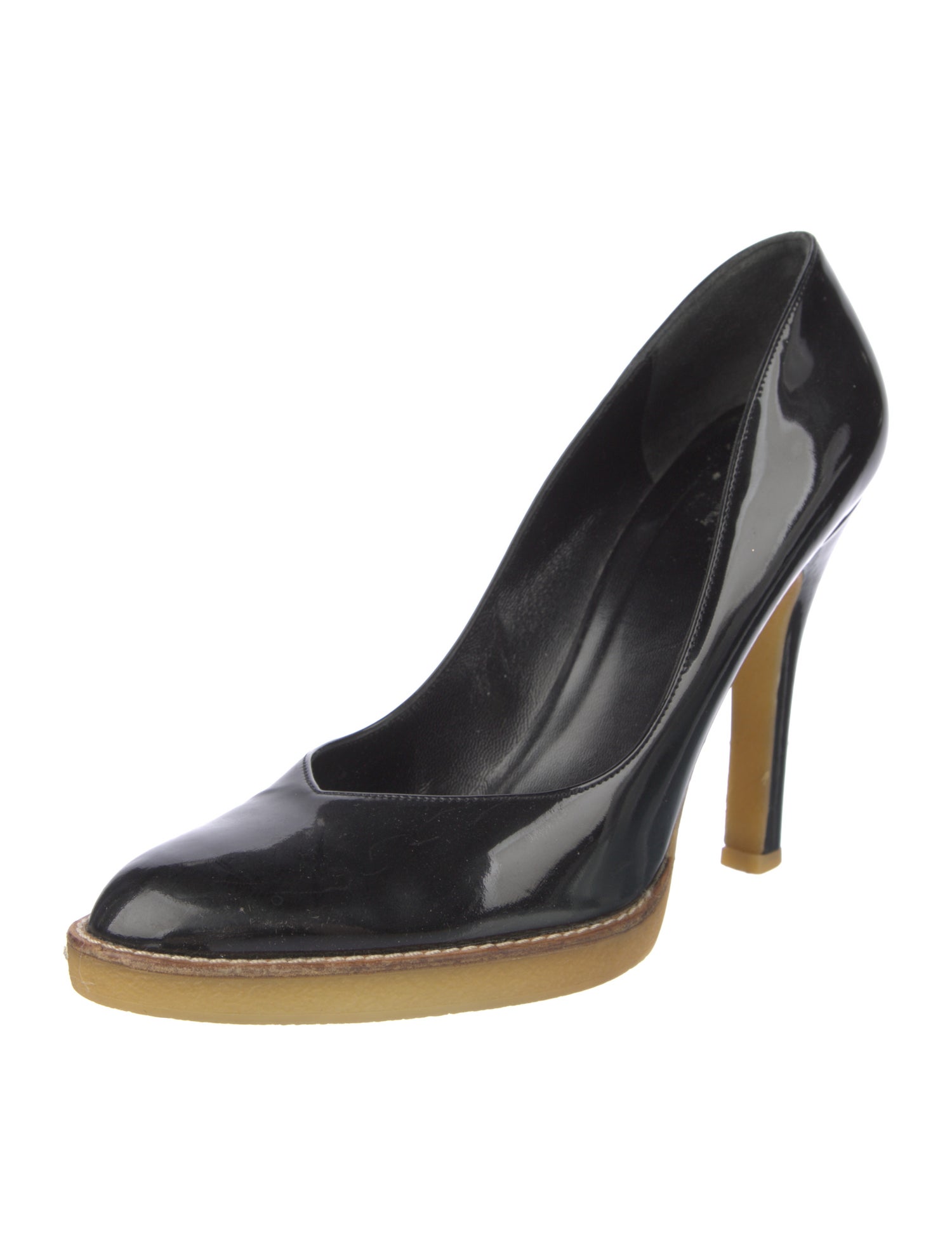 Gucci Patent Leather Leather Trim Embellishment Pumps