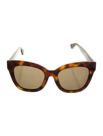 Gucci Sunglasses Wayfarer Tinted