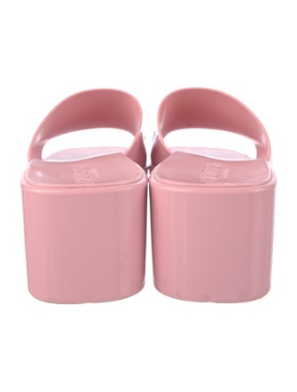 Gucci Rubber Slides