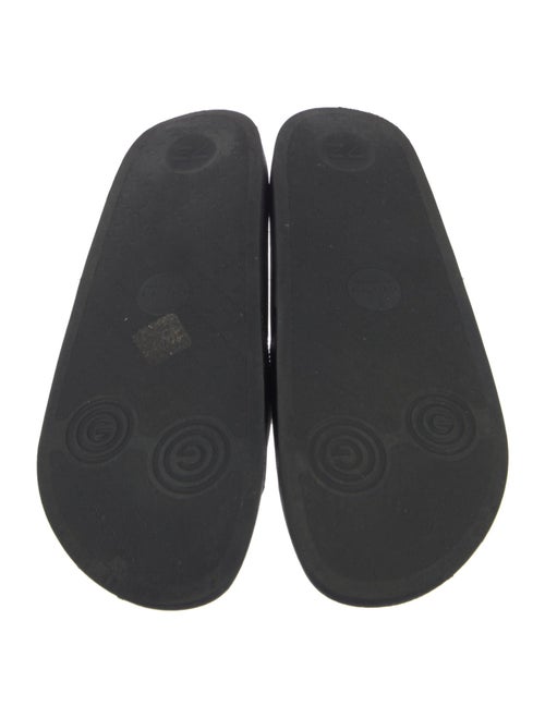 Gucci GG Supreme Slides