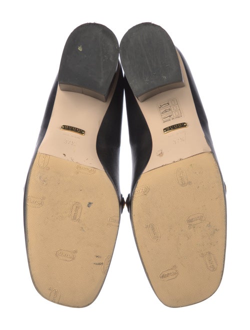 Gucci Chain-Link Accent Leather Pumps