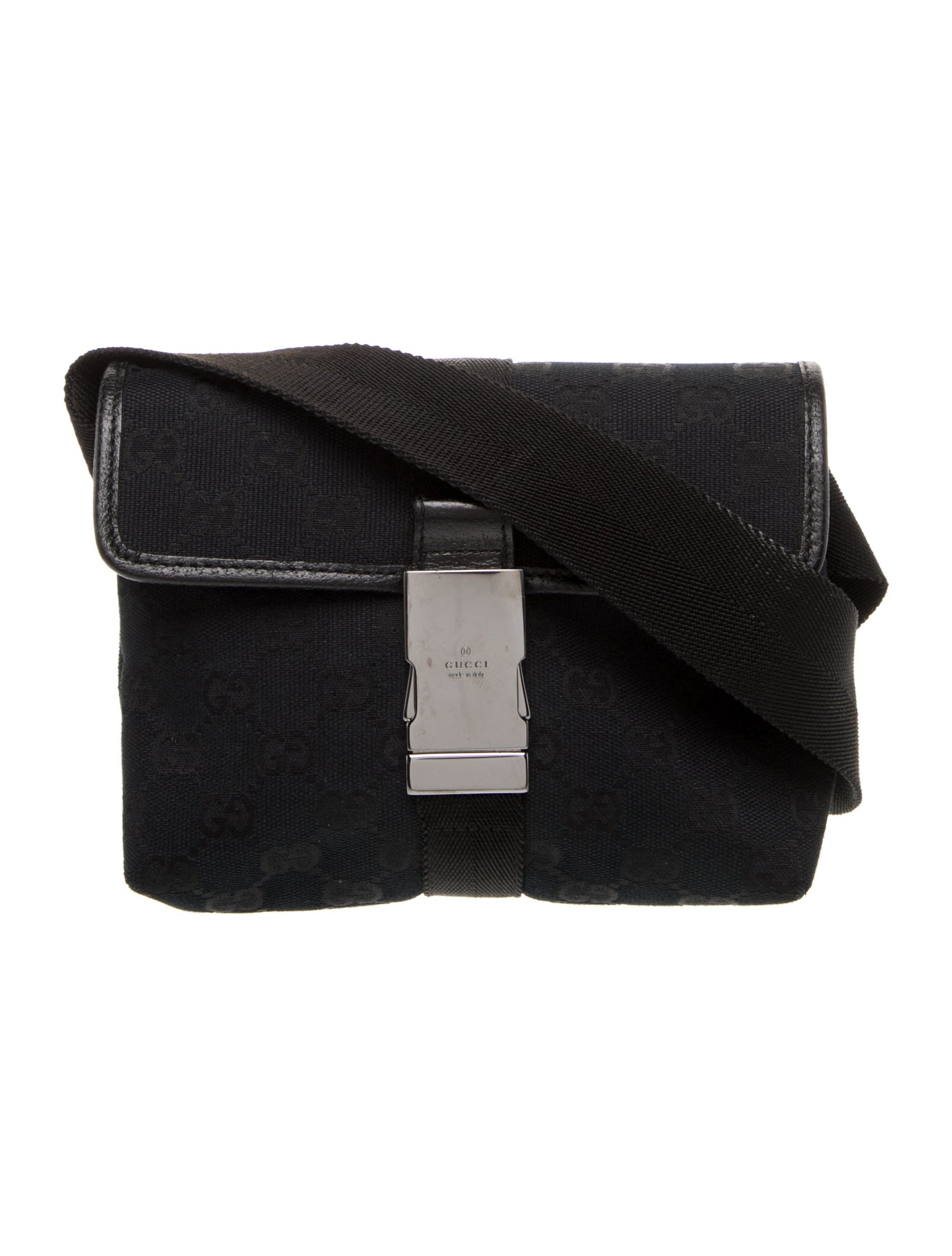 Gucci GG Canvas Messenger Bag