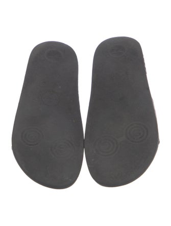 Gucci Not Fake GG Supreme Slides