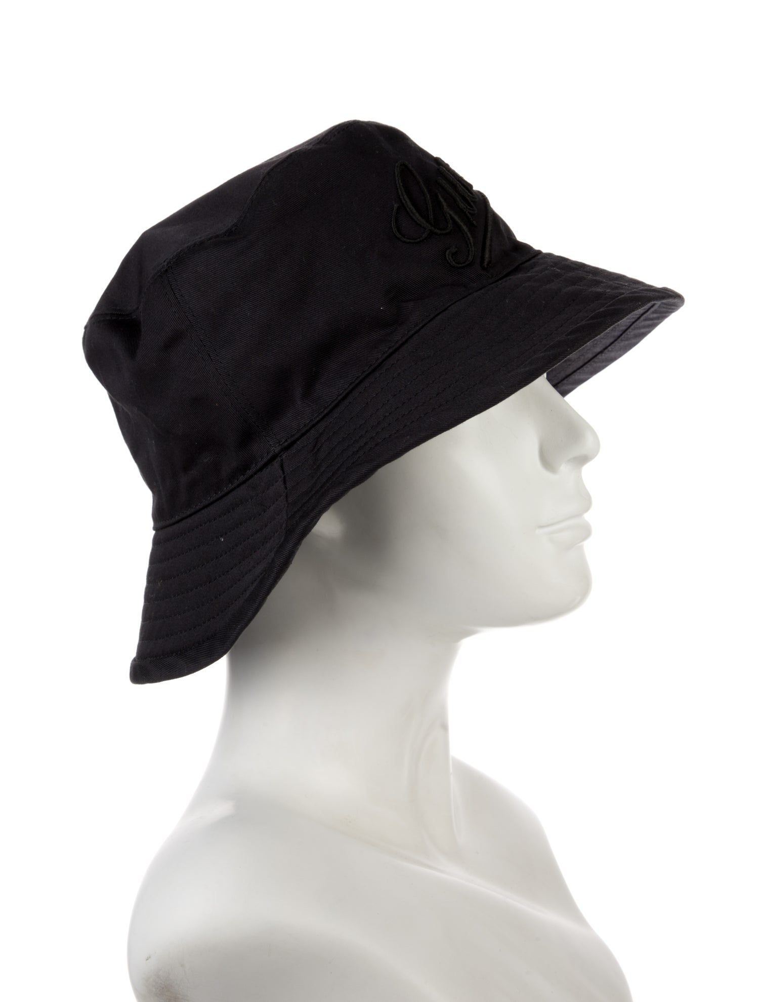 Gucci Bucket Hat Size XL w/Tags