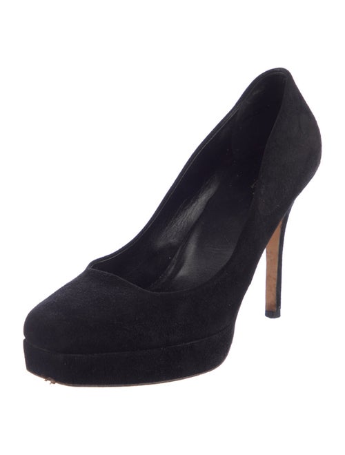 Gucci Suede Pumps