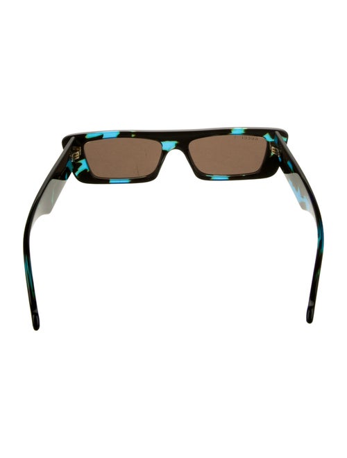 Gucci Oversize Tinted Sunglasses