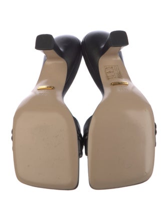 Gucci Tiger Head Accent Leather Slides