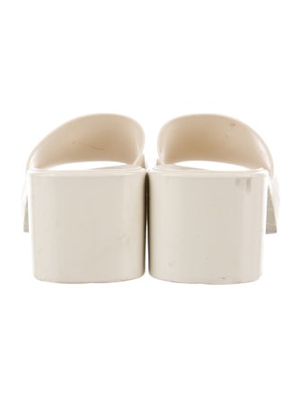 Gucci Rubber Slides